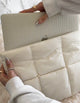 Cressida - Elegante Puff Laptophülle